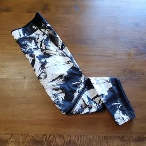 Oakley leggings